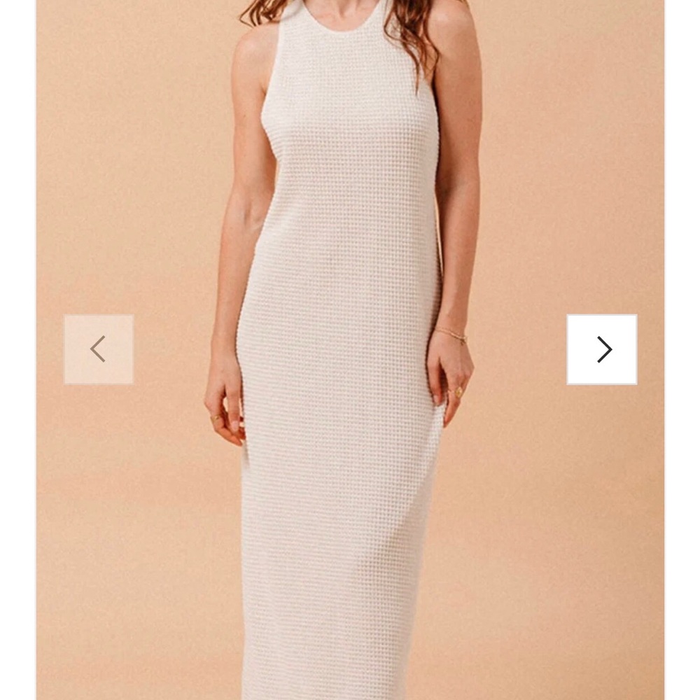 Chic Sleeveless Cream Maxi Dress